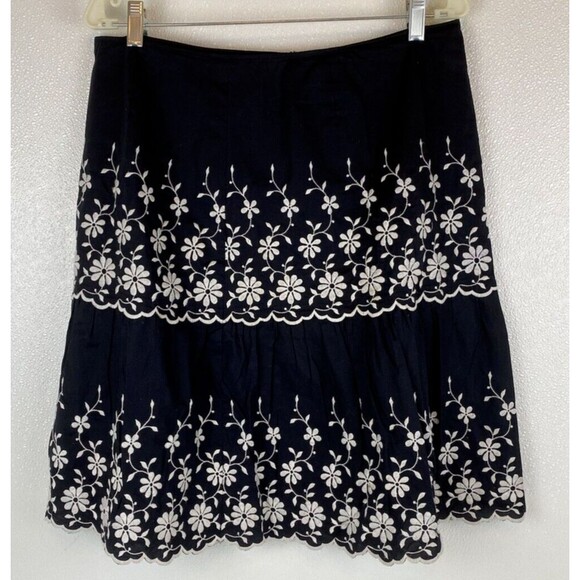Harold's Dresses & Skirts - Harolds VNTG Tiered Black White Tiered Scalloped Embroidered Skirt Classic Core
